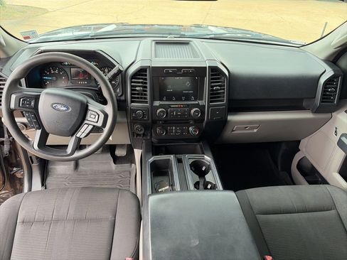 Used 2018 Ford F150 XL w/ Equipment Group 101A Mid image 9