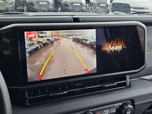 New 2025 Jeep Wrangler Unlimited Rubicon 392 image 24