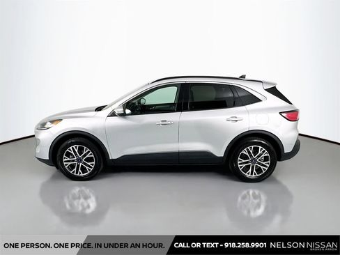 Used 2020 Ford Escape SEL AWD/4WD image 8