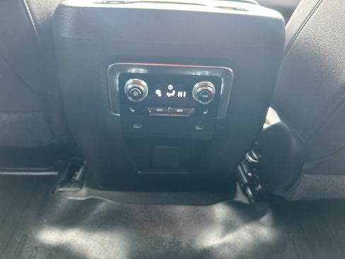 Certified 2022 GMC Yukon AT4 AWD/4WD image 15
