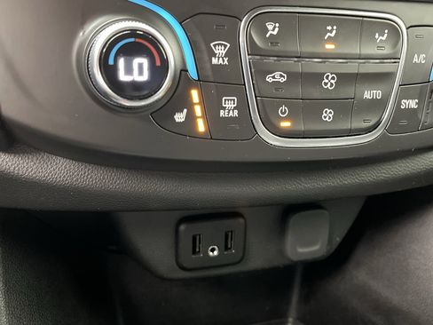 Certified 2023 Chevrolet Traverse LT w/ Midnight/Sport Edition image 25