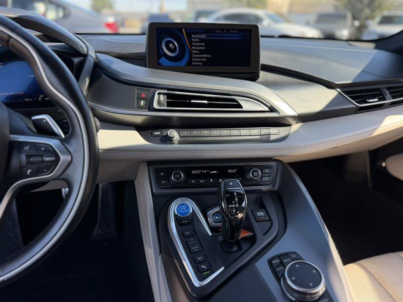 Used 2015 BMW i8 AWD/4WD image 34