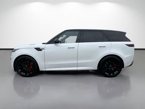 Used 2025 Land Rover Range Rover Sport Dynamic SE image 2