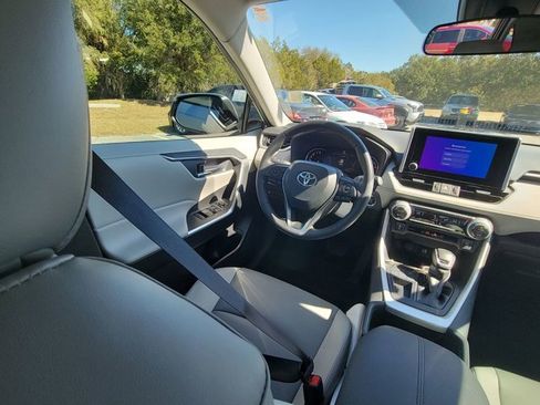 Used 2024 Toyota RAV4 XLE Premium image 7