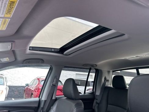 Used 2018 Honda Ridgeline RTL-E image 22