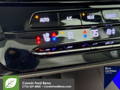 Used 2022 Chevrolet Bolt EUV Premier image 22