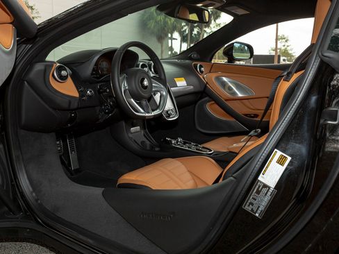 Used 2025 McLaren GTS image 69