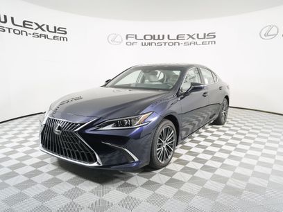 New 2025 Lexus ES 350 w/ Premium Package