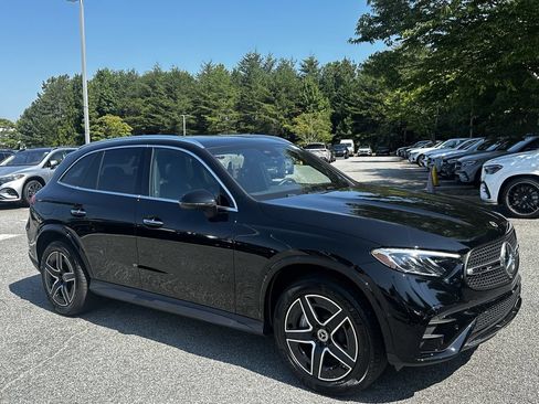 Certified 2026 Mercedes-Benz GLC 300 image 2