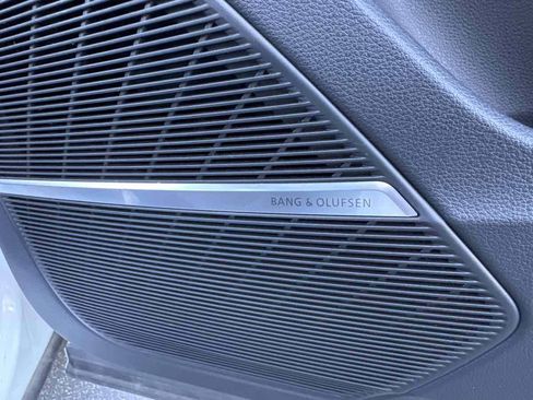 Used 2025 Audi Q7 3.0T Premium Plus image 49