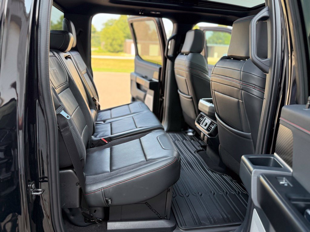 Used 2025 Ford F150 Raptor AWD/4WD image 46