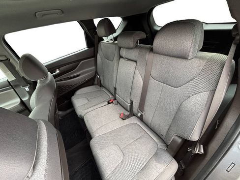 Used 2019 Hyundai Santa Fe SEL AWD/4WD image 13