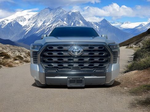 Used 2023 Toyota Tundra Platinum image 8