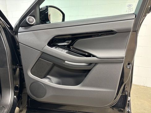 New 2026 Land Rover Range Rover Evoque S image 32
