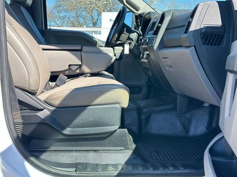 Used 2020 Ford F250 XL w/ Power Equipment Group image 21