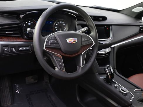 New 2025 Cadillac XT5 Premium Luxury w/ Technology Package AWD/4WD image 11