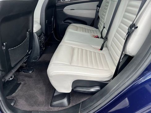 Used 2018 Jeep Grand Cherokee Limited AWD/4WD image 13