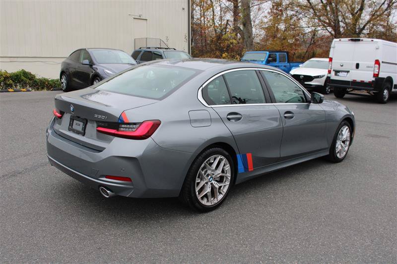 Used 2025 BMW 330i Sedan RWD image 8