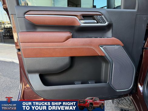 Used 2024 GMC Sierra 2500 Denali Ultimate image 17