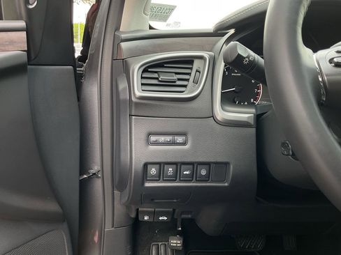 Used 2023 Nissan Murano Platinum w/ Cargo Package image 27