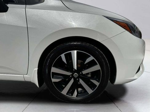 Used 2021 Nissan Versa SR image 53