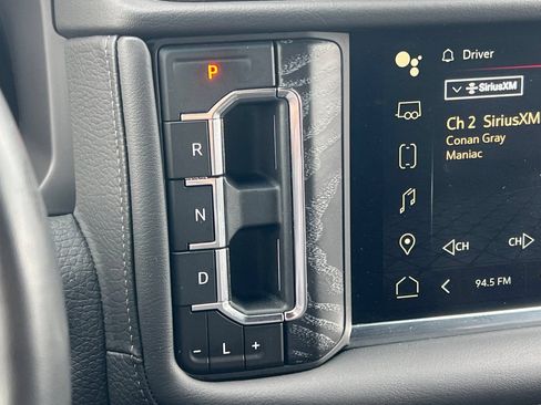Used 2024 GMC Yukon Denali AWD/4WD image 28