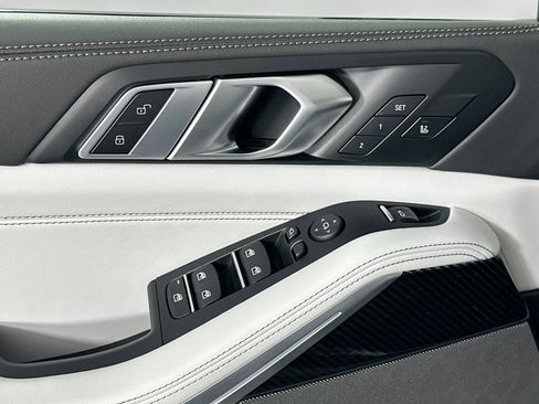 Certified 2025 BMW X5 M60i w/ Climate Comfort Package image 18
