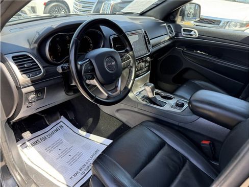 Used 2020 Jeep Grand Cherokee Limited AWD/4WD image 18