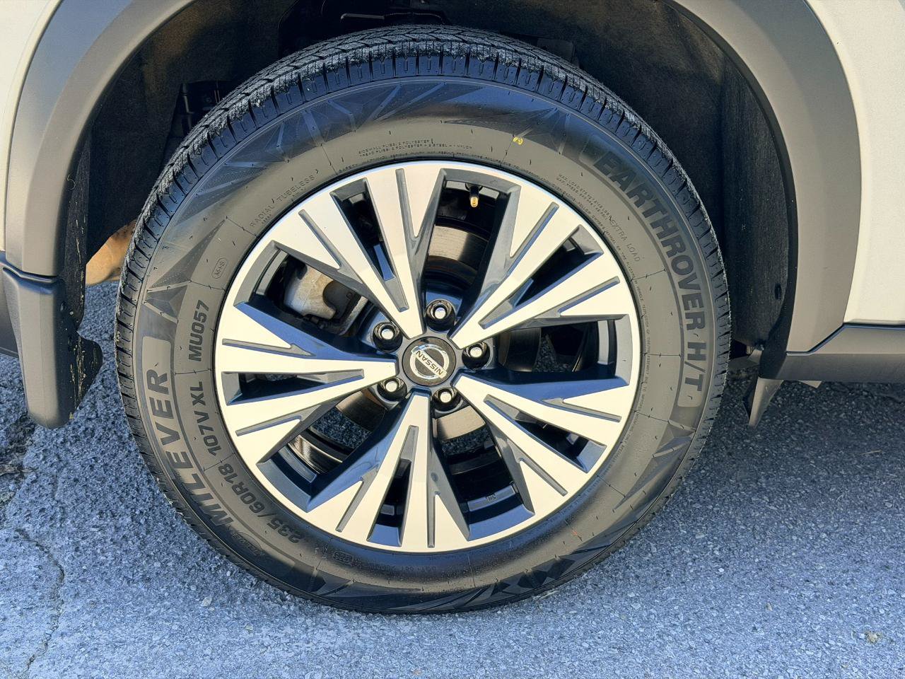 Used 2021 Nissan Rogue SV FWD image 26
