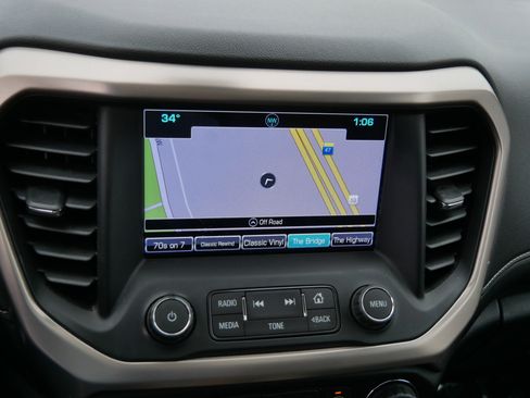 Used 2018 GMC Acadia Denali w/ Technology Package image 22