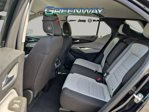 Used 2023 Chevrolet Equinox LS w/ LS Convenience Package FWD image 12
