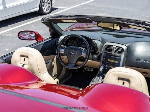 Used 2006 Chevrolet Corvette Convertible w/ Preferred Equipment Group RWD image 39