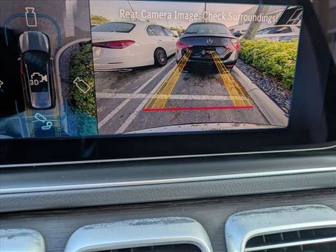 Used 2026 Mercedes-Benz GLS 450 4MATIC image 13