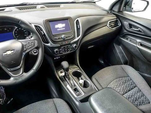 Certified 2024 Chevrolet Equinox LT AWD/4WD image 17