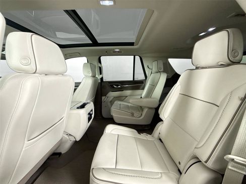 Used 2024 GMC Yukon Denali AWD/4WD image 32