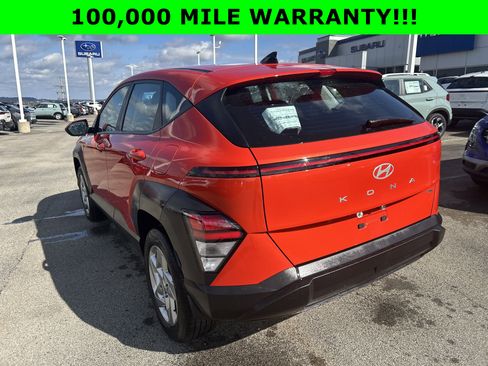 Certified 2025 Hyundai Kona SE image 14