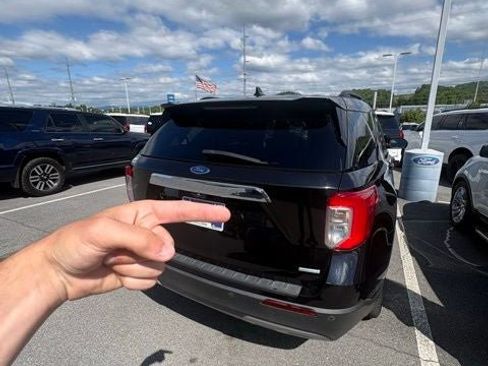 Used 2020 Ford Explorer XLT w/ Equipment Group 202A RWD image 6