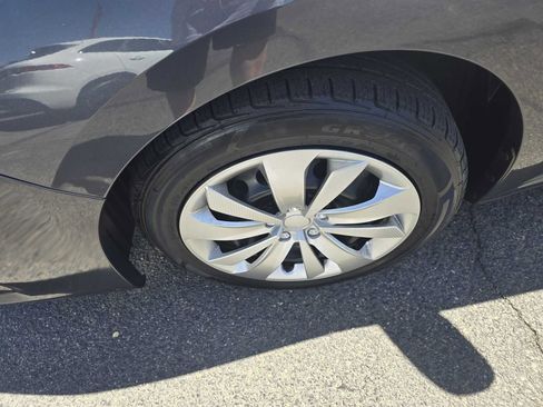 Used 2019 Subaru Impreza 2.0i w/ Eyesight AWD/4WD image 32