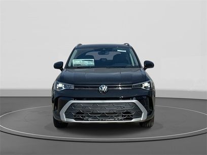 New 2025 Volkswagen Taos SE