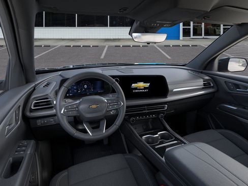 New 2026 Chevrolet Traverse LT w/ Driver Confidence Package image 15