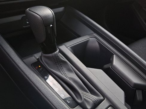 Certified 2023 Honda Accord EX image 15