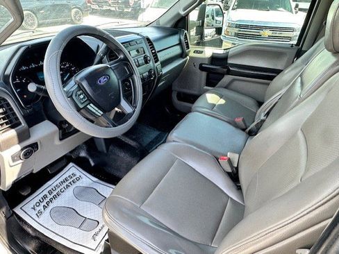 Used 2019 Ford F250 XL w/ Power Equipment Group image 14