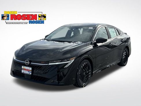 New 2026 Nissan Sentra SR w/ SR Premium Package FWD image 1
