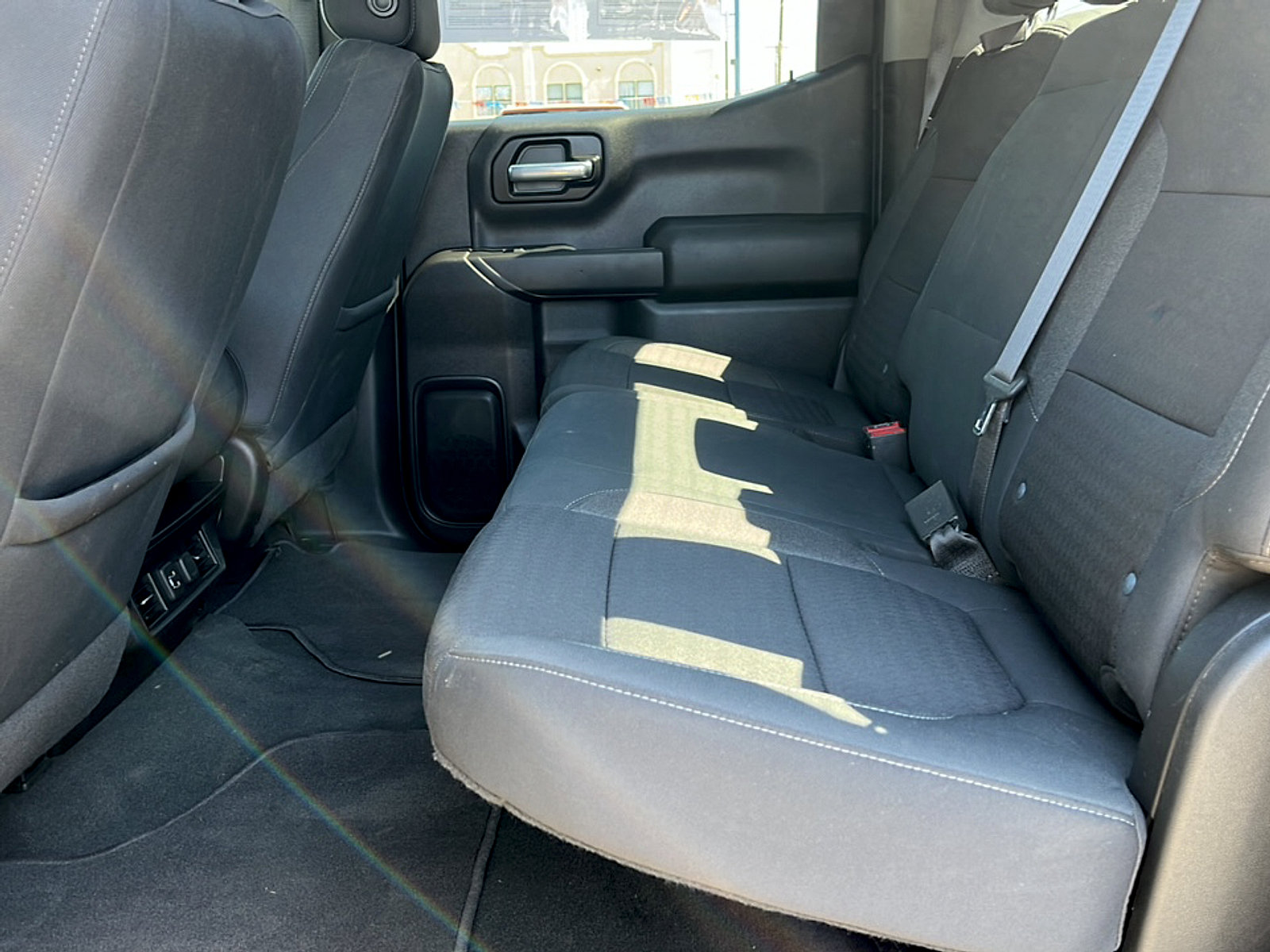 Used 2021 Chevrolet Silverado 1500 LT AWD/4WD image 50