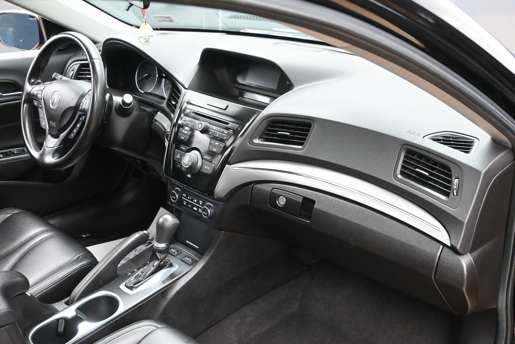 Used 2020 Acura ILX FWD image 27