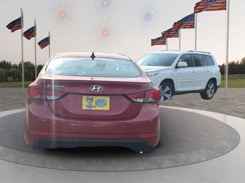 Used 2015 Hyundai Elantra SE w/ Option Group 03 FWD image 6