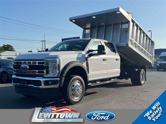 New 2026 Ford F550 4x4 Crew Cab image 1
