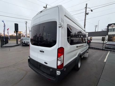 Used 2019 Ford Transit 350 XL image 8