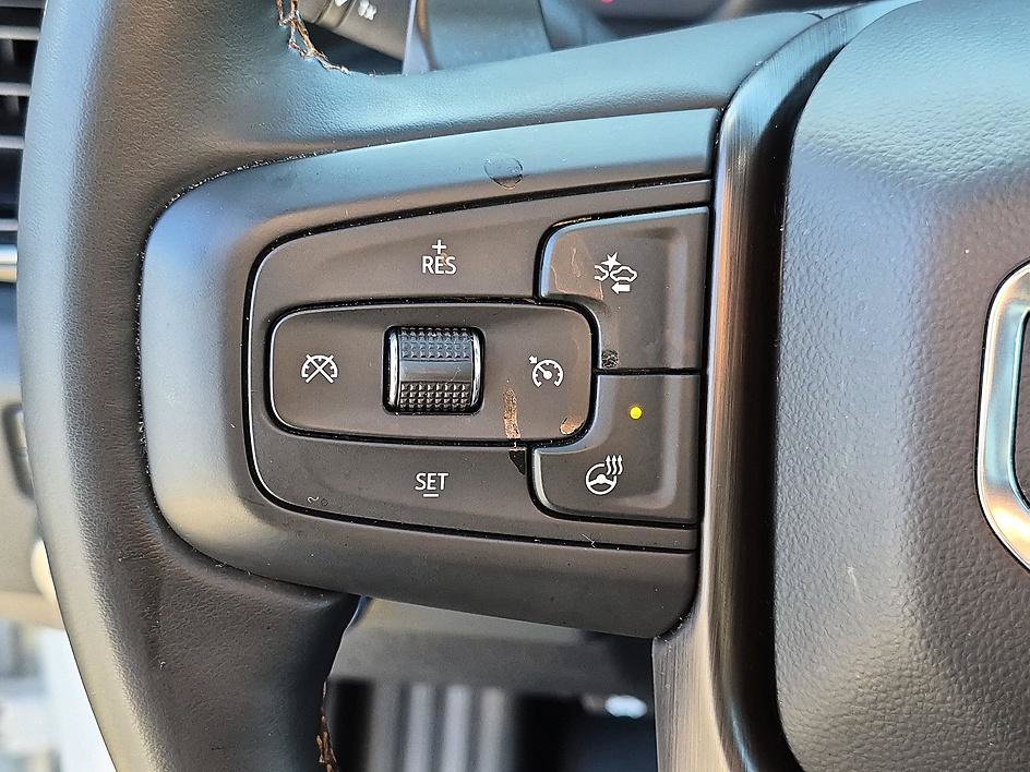 Used 2024 GMC Sierra 1500 AT4 w/ Technology Package AWD/4WD image 17