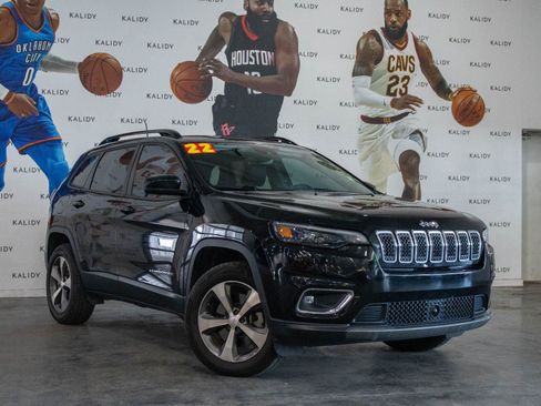 Used 2022 Jeep Cherokee Limited AWD/4WD image 2